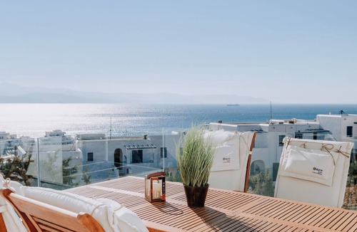 Piso Livadi Villa | SUNSENSES VILL ARIADNE WITH PRIVATE POOL