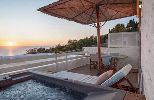 Chora House | Sunset and sea view villa in Chora