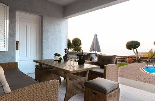 Skotino Villa | Sunset bliss villa in Karteros
