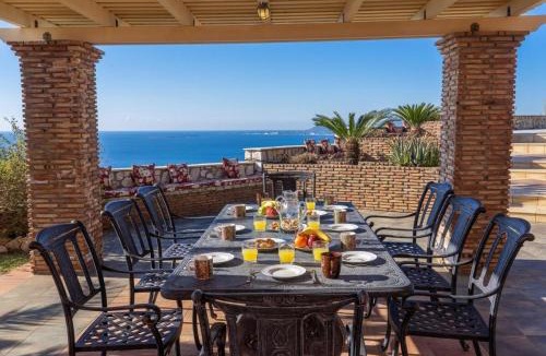 Menegata Villa | Sunset Mansion Kefalonia