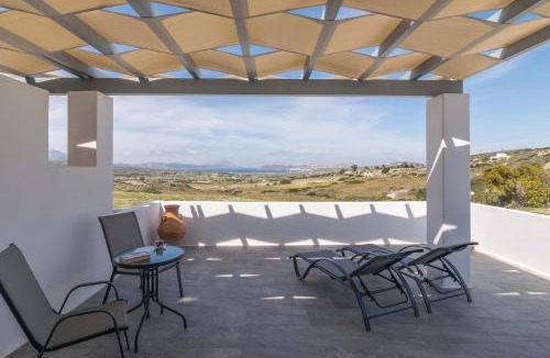 Milos House | Sunset Village 1