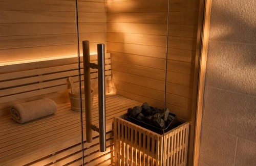 Krstac Apartment | Sunset Vista Sonnenuntergang mit Jacuzzi und Sauna