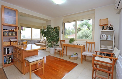 Herceg Novi Apartment | Sunshine 1BR Apartment in Old Town