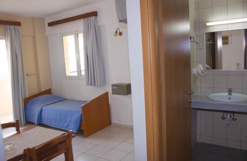 Stalida Apartment | Sunshine Studios & Apartments