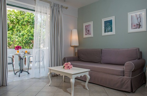Lefkada Town Apartment | Superior Suite Pool View
