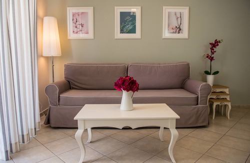 Lefkada Town Apartment | Superior Suite Pool View