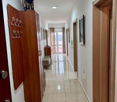 Zgrade Apartment | Sutomore 3-bedroom apartment