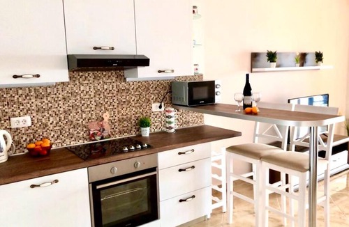 Dobra Voda Apartment | SVETI LUKA - апартаменты на берегу моря в Черногории 85 кв. м.