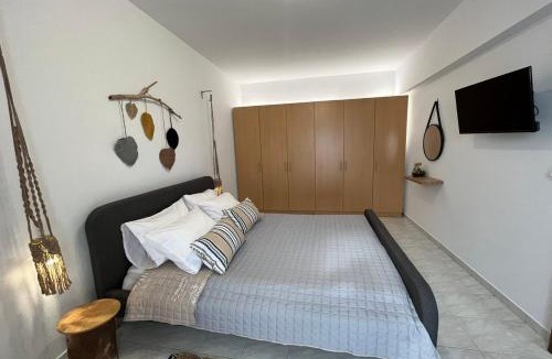 Paradisi Apartment | Swallow's Nest Apartment