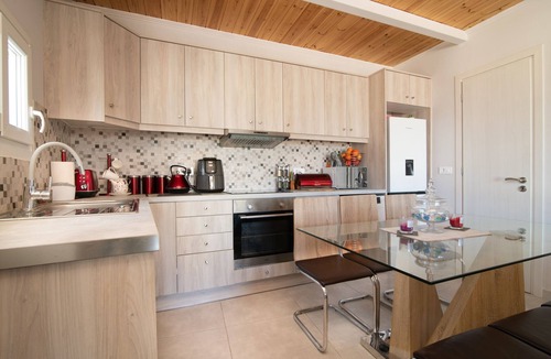 Neromilos House | Sweet Cottage Retreat