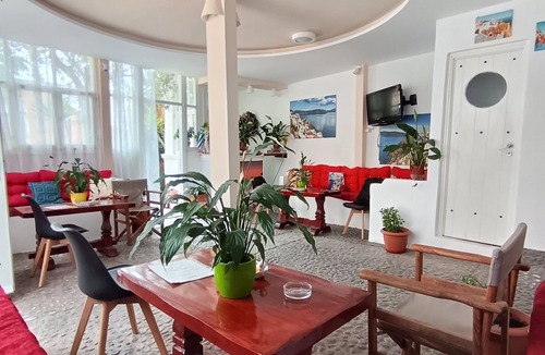 Kamari House | Sweet Heart Studio - Apartments