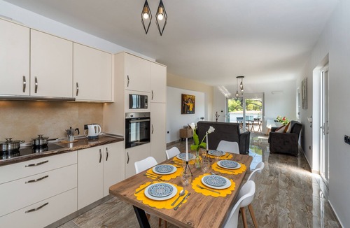 Ialyssos House | Sweet Home Apartments