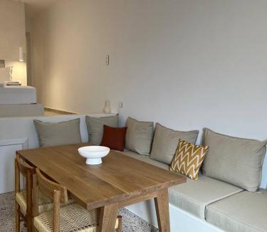 Kithnos Apartment | Syllac Elegant Stay