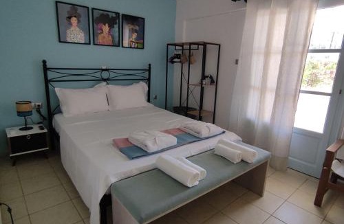 Megas Gialos House | Syros Dreamy Maisonette 2 minutes from sandy beach