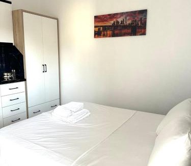 Vlore House | Taku Rooms Vlora 3