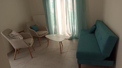 Old Town Apartment | TenTen Apartments