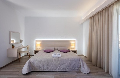 Ialyssos Apartment | Terinikos Sunny Garden Hotel & Junior Suites