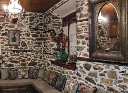 Agios Vlassios House | TERPOU Stonehouse & Suites