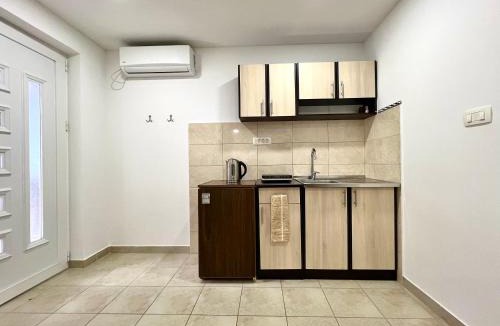 Lazi Apartment | Tesla