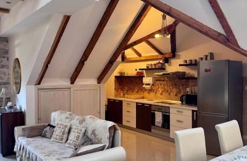 Kotor Ski Chalet | Tetka Apartments