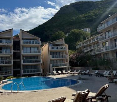 Przno Apartment | Teuta Azure Apartment - Blue Horizont Complex, Sveti Stefan