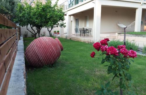 Paralia Vergas Apartment | THALASSA ALMYROS APARTMENTS