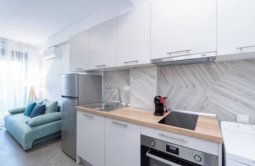 Paralia Ofryniou Apartment | Thalassa & Thalassa Prive Residential Complexes