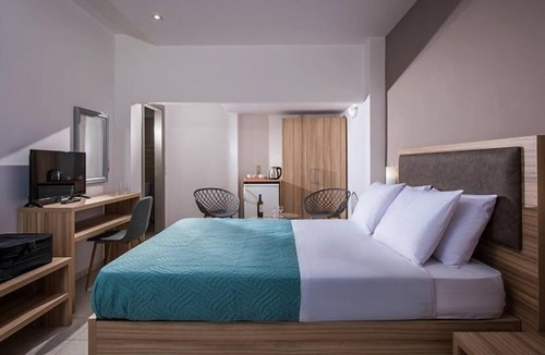 Agia Pelagia Hotel | Thania Seaside Smotel - Adults Only