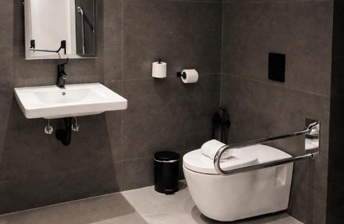 Mikrolimano Hotel | The Alex Monte Kastella, Santikos Collection