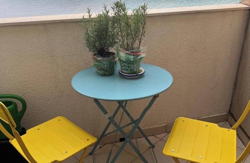 Topla Apartment | The Bay Panoramic Views (5 min from the beach) - perfect for