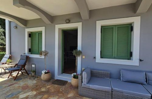 Makriotika Villa | The Blooming House