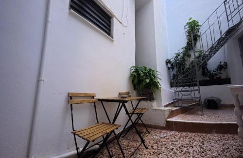 Peiraiki Apartment | The Captain's Quarters