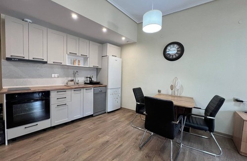 Katerini Apartment | The Central Square Apartment