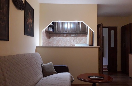 Podgorica Apartment | The Cloud!