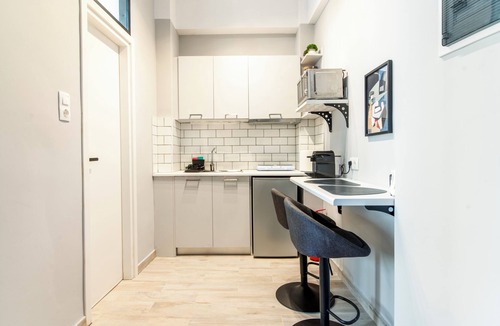 Ampelokipoi Apartment | The Cozy Nest Ampelokipoi | 3’ walk from Metro