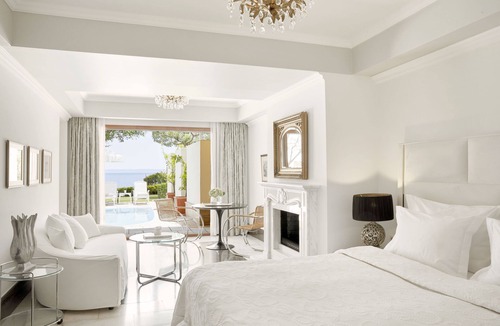 Nikita Hotel | The Danai