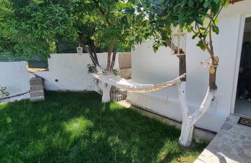 Paradisi House | The Garden House in Paradisi