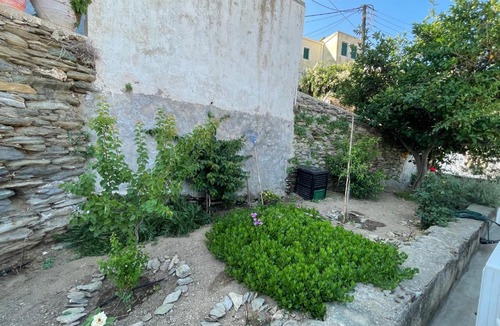 Ioulida House | The Great Balcony