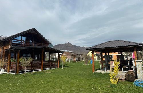 Plav House | The Lake Breeze Bay