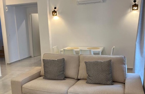 Loutra Edipsou Apartment | The Minimal Apartments 3Floors