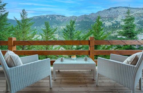 Eptalofos Apartment | the mountain house in parnassus