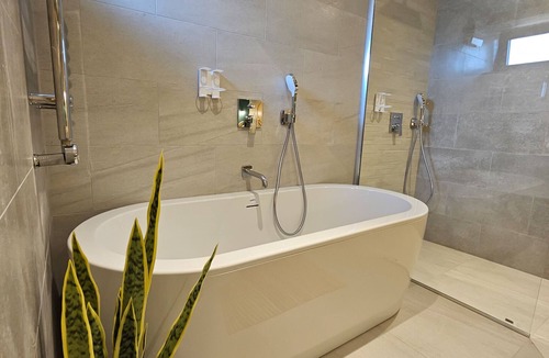Rana Bed & Breakfast | The New Hotel Mediteran Villa Edition