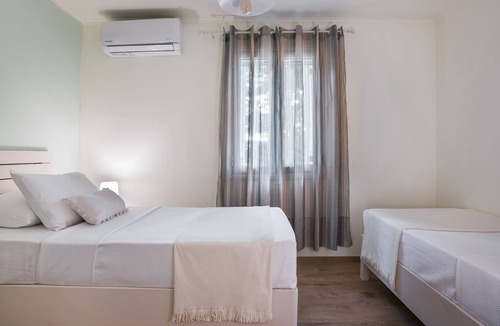 Argostoli Cottage | THE OLIVE TREE GOTTAGE