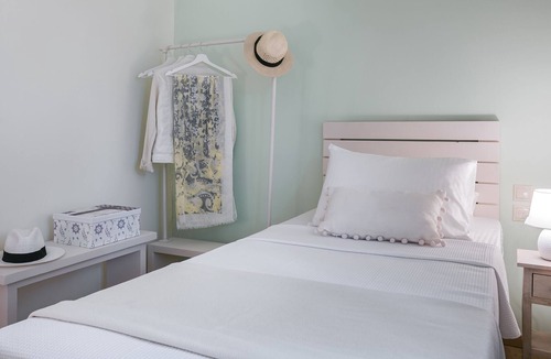 Argostoli Cottage | THE OLIVE TREE GOTTAGE