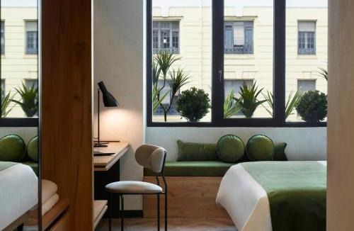 Piraeus Hotel | The Port Square Hotel
