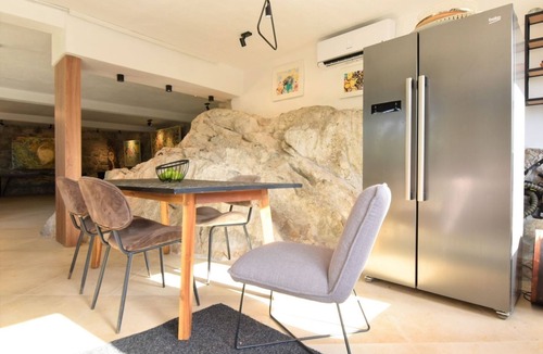 Podgorica Villa | The Rock Star's Villa with Private Pool and Beach