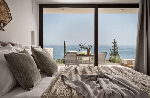 Skinaria Apartment | The Sall Complex B - Sea View Suites, by ZanteWize