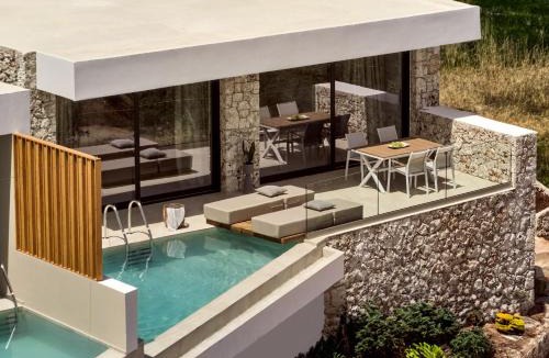 Skinaria Apartment | The Sall Complex B - Sea View Suites, by ZanteWize