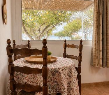 Klima House | The simple two-bedroom house at Klima Beach