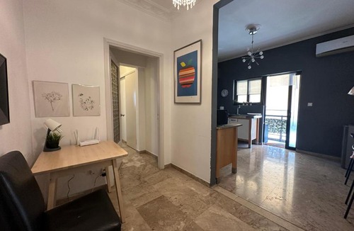 Nea Ionia Apartment | The Spot Urban studio 2 walking distance OAKA Hospitals 20 Min Airport & Center